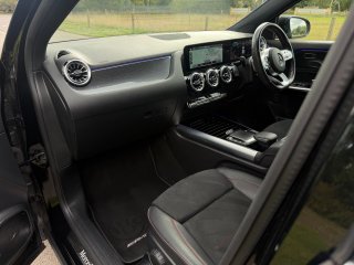 /photos/10070/02f8fdc6-f173-4263-8da1-bc1ac7e60e5d_i320x240.jpg