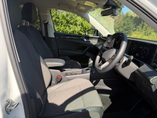 /photos/10070/3748b176-5f48-1249-a15a-5aa8271538b2_i320x240.jpg