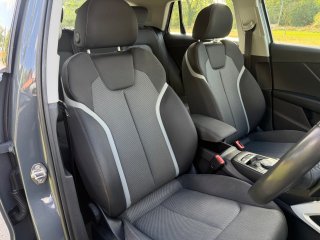 /photos/10070/8904a311-ab24-4729-a778-b20d87bee0e4_i320x240.jpg