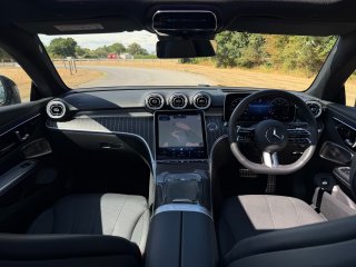 /photos/10070/b11e5c95-4225-4050-c678-64040692b465_i320x240.jpg
